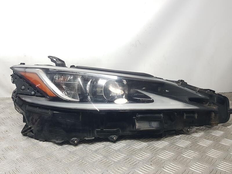 Recambio de faro derecho para lexus es 300h referencia OEM IAM 8114533F11  TOCADO LED