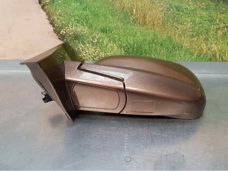 Recambio de retrovisor izquierdo para ssangyong kyron 200 xdi premium 4wd referencia OEM IAM  TOCADO, SIN CRISTAL ELECTRICO , SI