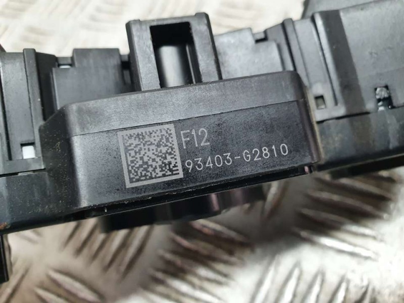 Recambio de mando luces y limpia para hyundai ioniq hybrid referencia OEM IAM 93403G2810  