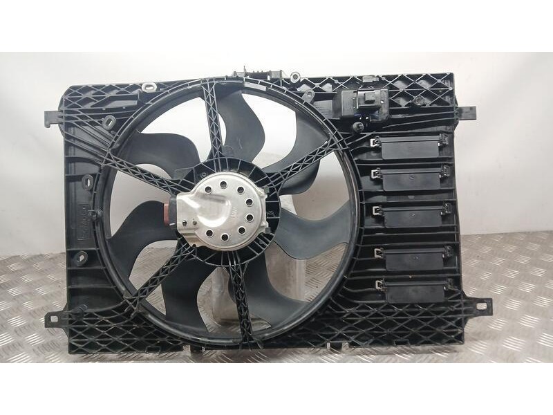 Recambio de electroventilador para ford puma st-line referencia OEM IAM L1BG8C607DB  