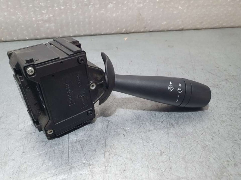 Recambio de mando limpia para dacia dokker essential referencia OEM IAM 255670736R E11811140 