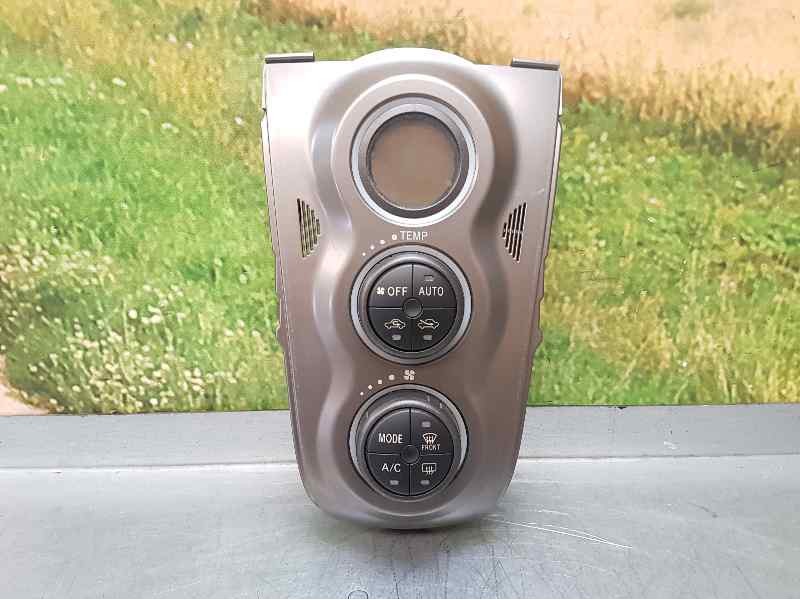 Recambio de mando climatizador para toyota yaris ts referencia OEM IAM 559000D280  