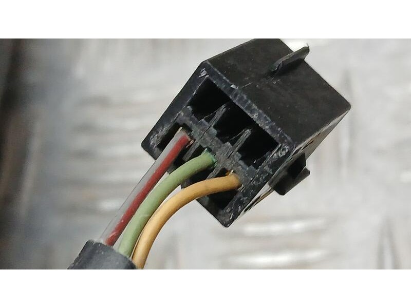 Recambio de retrovisor derecho para opel corsa d enjoy referencia OEM IAM 13187618 ELECTRICO, TOCADO 3 CABLES 