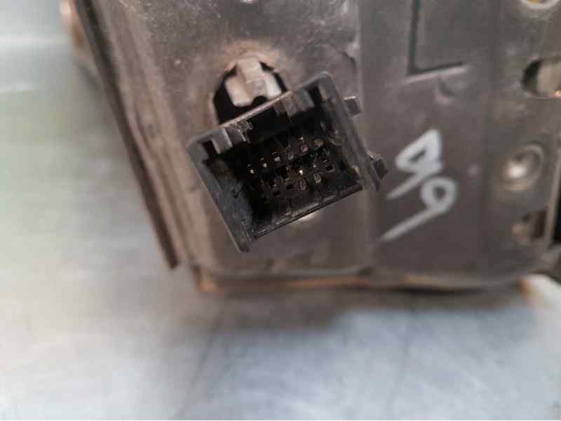 Recambio de retrovisor izquierdo para ssangyong kyron 200 xdi premium 4wd referencia OEM IAM  TOCADO, SIN CRISTAL ELECTRICO , SI