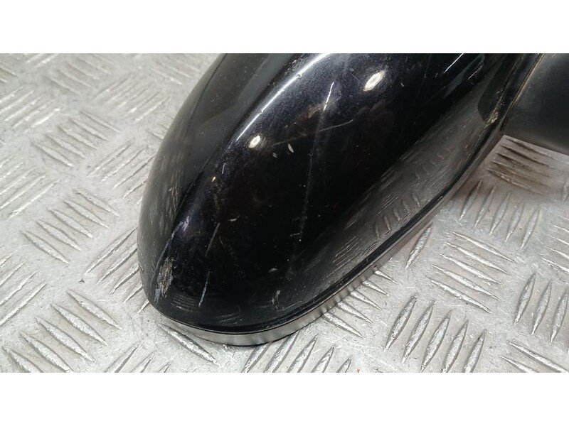 Recambio de retrovisor derecho para opel corsa d enjoy referencia OEM IAM 13187618 ELECTRICO, TOCADO 3 CABLES 