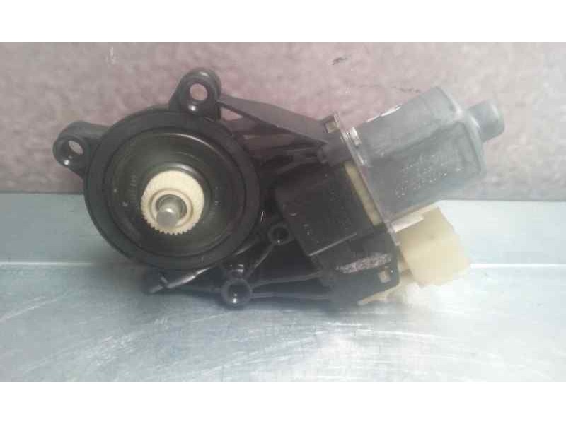 Recambio de motor elevalunas delantero izquierdo para ford fiesta (cb1) ambiente referencia OEM IAM 8A6114A389B 6 PINS ELECTRICO