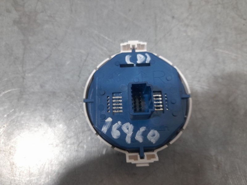 Recambio de mando multifuncion para toyota yaris (_p13_) 1.5 (nsp131_) referencia OEM IAM 839500D100  