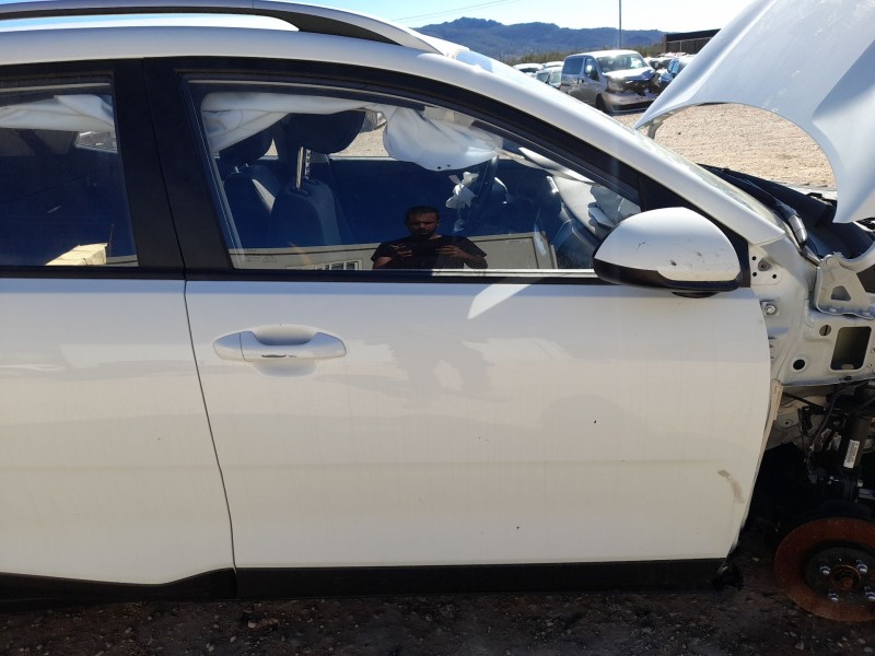 Recambio de puerta delantera derecha para kia stonic (yb) 1.0 t-gdi eco-dynamics+ referencia OEM IAM 76004H8401  