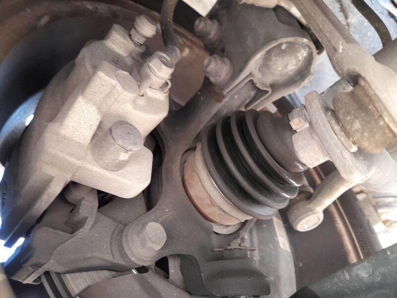 Recambio de mangueta delantera derecha para toyota yaris (_p13_) 1.5 (nsp131_) referencia OEM IAM 432110D230  