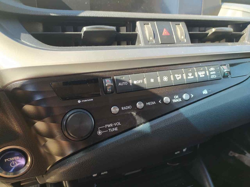 Recambio de mando climatizador para lexus es 300h referencia OEM IAM 5590033M30  