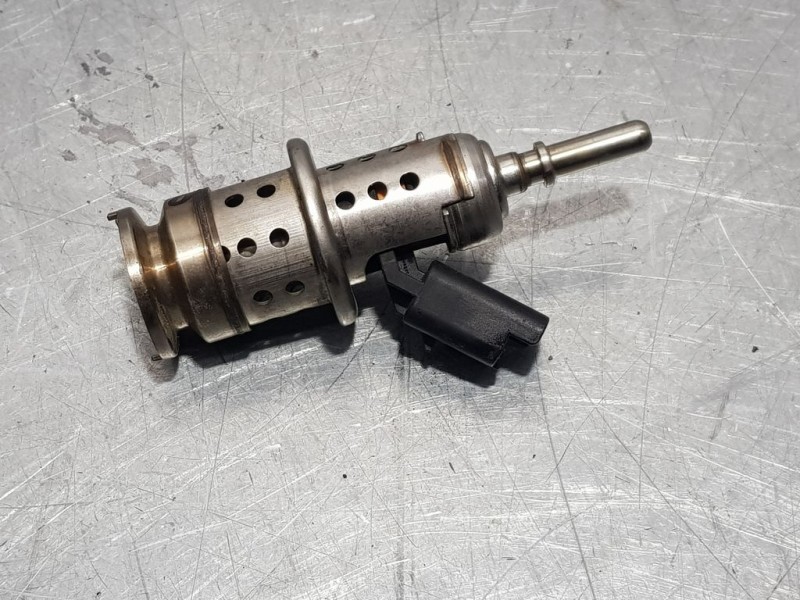 Recambio de inyector adblue para peugeot 308 style referencia OEM IAM 9813930180 K347B00416 