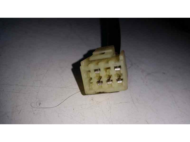 Recambio de retrovisor derecho para suzuki swift berlina (mz) gl (5-ptas.) referencia OEM IAM  5 CABLES ELECTRICO-FALTA TAPA