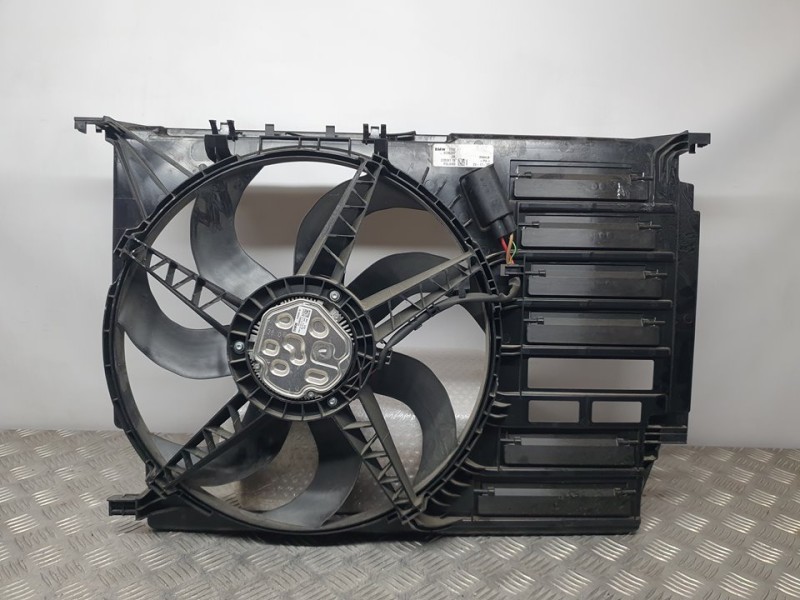 Recambio de electroventilador para bmw serie 1 lim. (f40) 118d referencia OEM IAM 8596237 22828110 