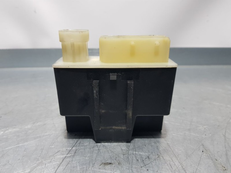 Recambio de caja precalentamiento para peugeot 308 style referencia OEM IAM 9662570880 018010953 