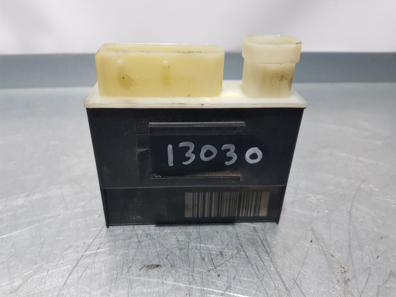 Recambio de caja precalentamiento para peugeot 308 style referencia OEM IAM 9662570880 018010953 