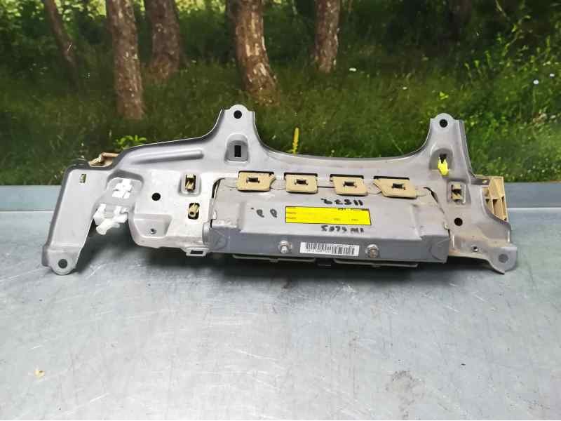 Recambio de airbag inferior dch. (piernas) para lexus is200 (ds2/is2) 220d referencia OEM IAM   COCHE INGLES