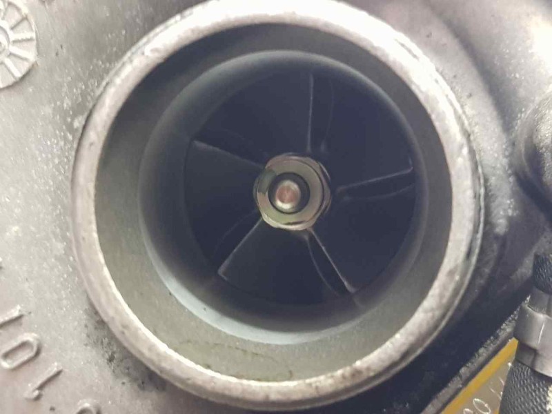 Recambio de motor completo para peugeot 207 x-line referencia OEM IAM 8HZ 1495596 INYECCION BOSCH