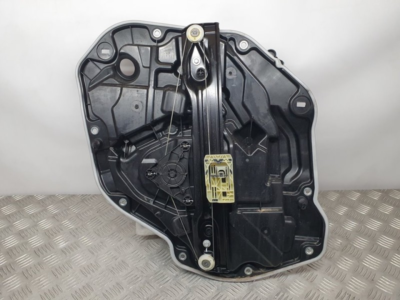 Recambio de elevalunas trasero derecho para bmw serie 1 lim. (f40) 118d referencia OEM IAM 5A02FA801 22975210 ELECTRICO 6 PINES