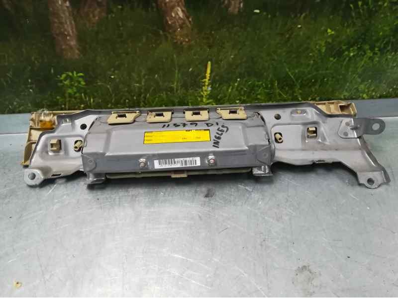 Recambio de airbag rodillas para lexus is200 (ds2/is2) 220d referencia OEM IAM   COCHE INGLES