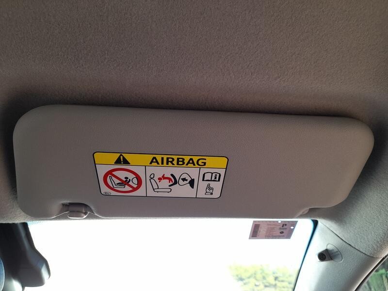 Recambio de parasol derecho para toyota yaris (_p13_) 1.5 (nsp131_) referencia OEM IAM 743100D671B0  