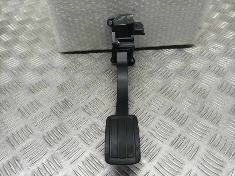 Recambio de potenciometro pedal para ds 4 ii 1.2 12v puretech referencia OEM IAM 9674829180 86ET348834492E 