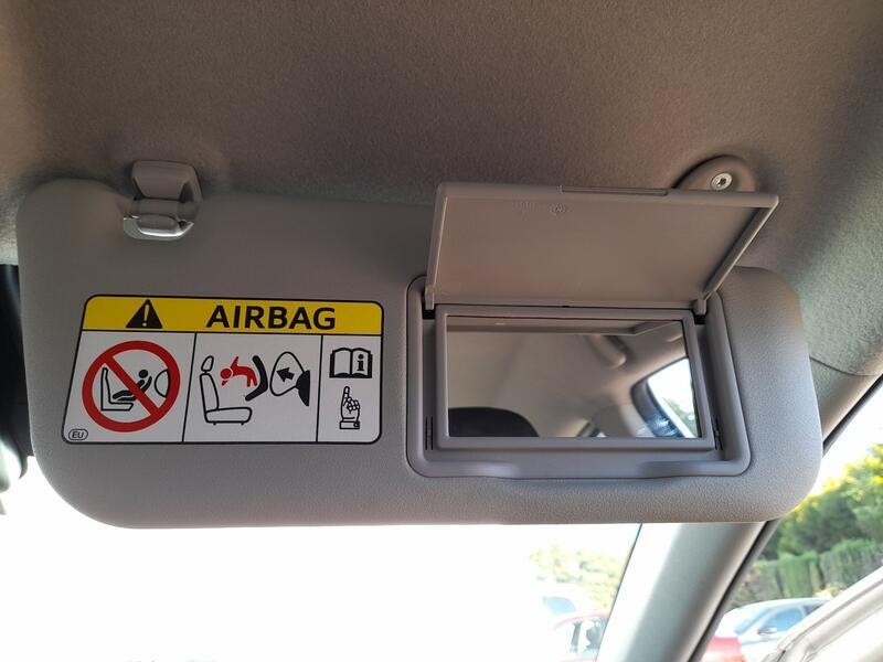 Recambio de parasol derecho para toyota yaris (_p13_) 1.5 (nsp131_) referencia OEM IAM 743100D671B0  