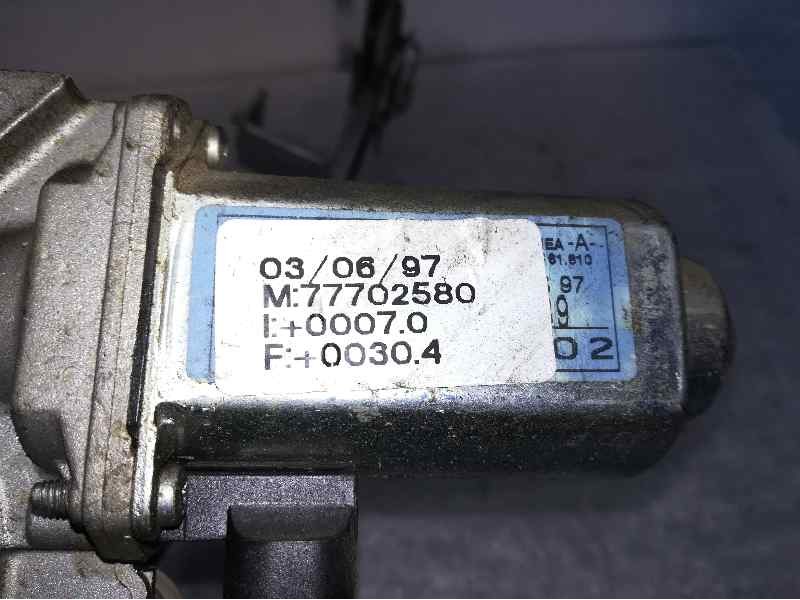 Recambio de elevalunas delantero derecho para fiat bravo (182) jtd 105 / 100 sx referencia OEM IAM 77702580 2 PINS 