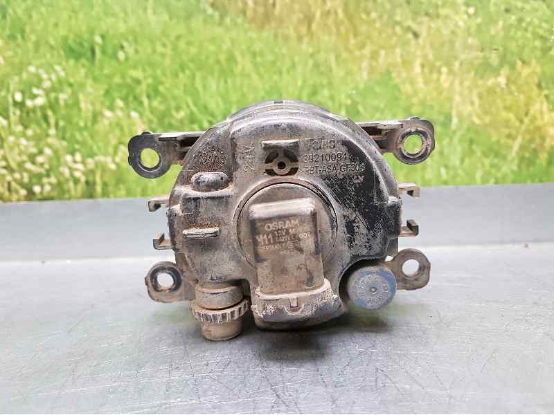 Recambio de faro antiniebla derecho para ford focus berlina (cap) titanium referencia OEM IAM 2N1115201AB 89205212 VALEO