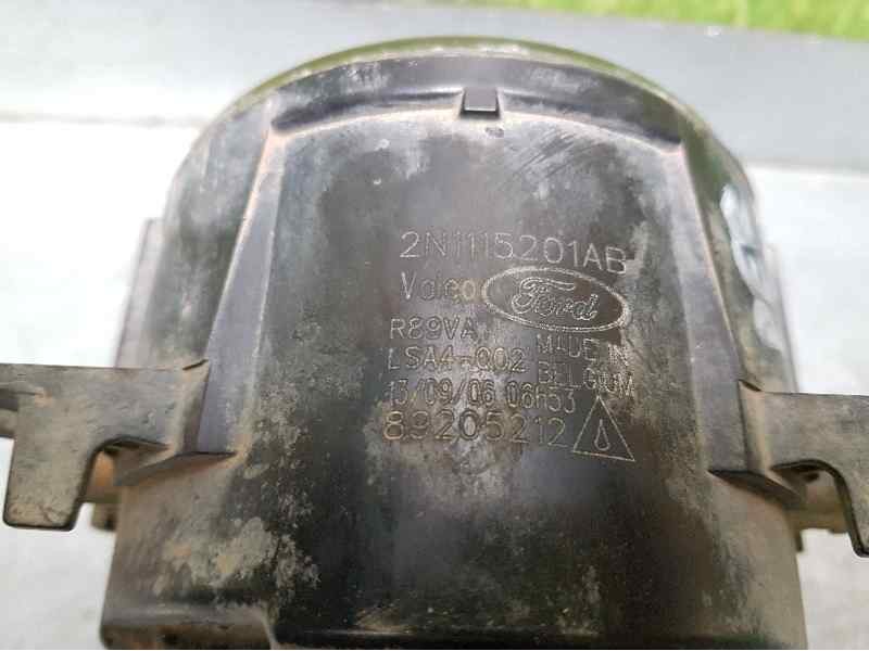 Recambio de faro antiniebla derecho para ford focus berlina (cap) titanium referencia OEM IAM 2N1115201AB 89205212 VALEO