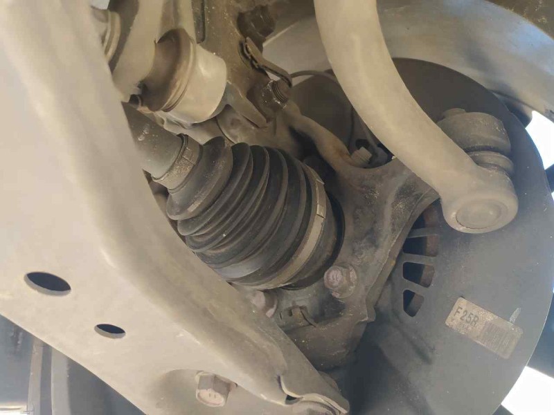 Recambio de mangueta delantera derecha para lexus es 300h referencia OEM IAM 4321133130  