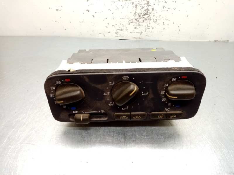 Recambio de mando climatizador para volvo s70 berlina 2.4 cat referencia OEM IAM 9717594 97W46E 