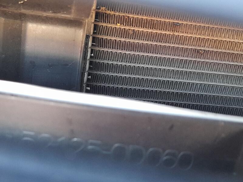 Recambio de radiador agua para toyota yaris (_p13_) 1.5 (nsp131_) referencia OEM IAM 164000Y260  