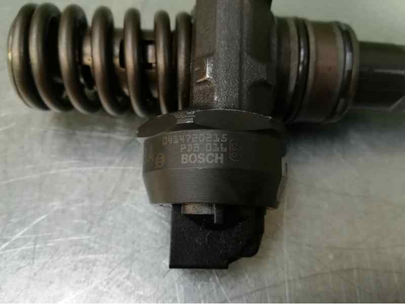 Recambio de inyector para seat leon (1p1) 1.9 tdi referencia OEM IAM 038130073AG 0414720215 BOSCH