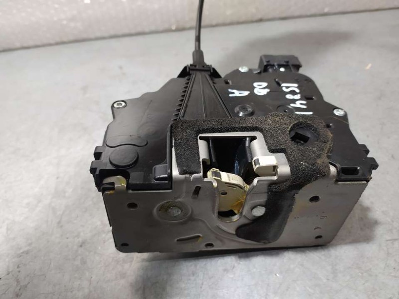 Recambio de cerradura puerta delantera derecha para opel meriva b selective referencia OEM IAM 13258274 2C1639102 0325407955