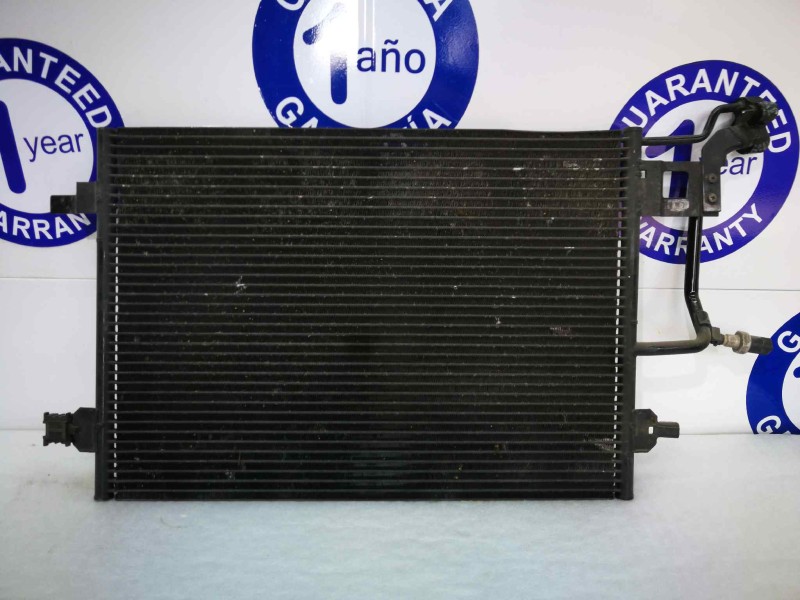Recambio de condensador / radiador aire acondicionado para volkswagen passat variant (3b5) 1.9 tdi referencia OEM IAM 8D0260401G