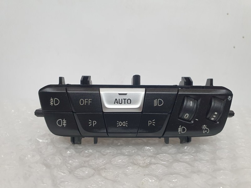 Recambio de mando luces para bmw serie 1 lim. (f40) 118d referencia OEM IAM 6131 5A16AB70 E11820240B 
