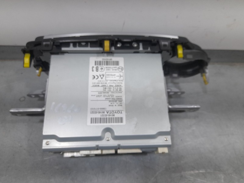 Recambio de sistema navegacion gps para toyota yaris (_p13_) 1.5 (nsp131_) referencia OEM IAM 861400D321 SR103102 DENSO