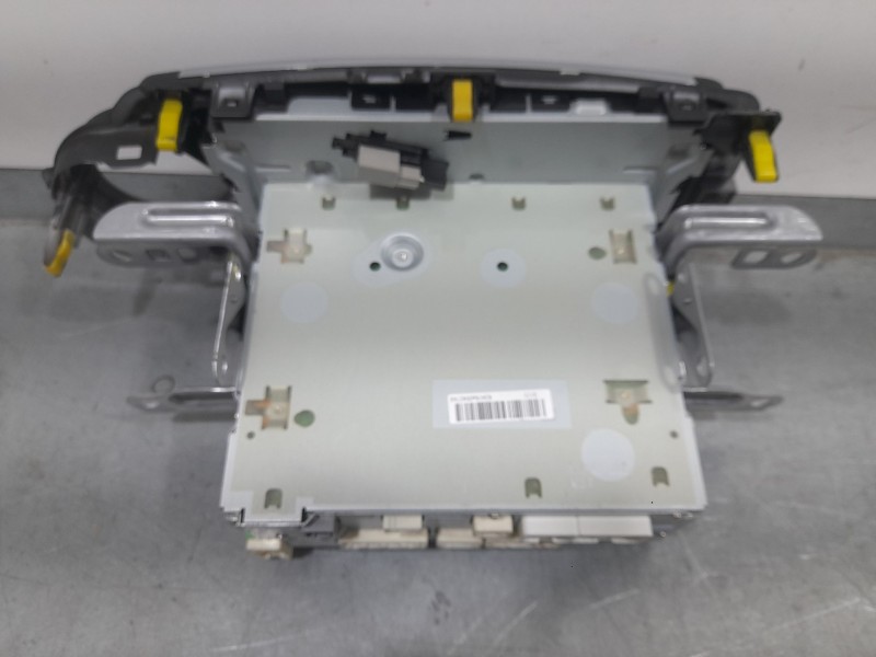 Recambio de sistema navegacion gps para toyota yaris (_p13_) 1.5 (nsp131_) referencia OEM IAM 861400D321 SR103102 DENSO