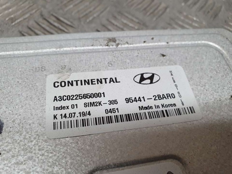 Recambio de centralita check control para hyundai ioniq style elektro referencia OEM IAM 954412BAR0 A3C0225650001 CONTINENTAL