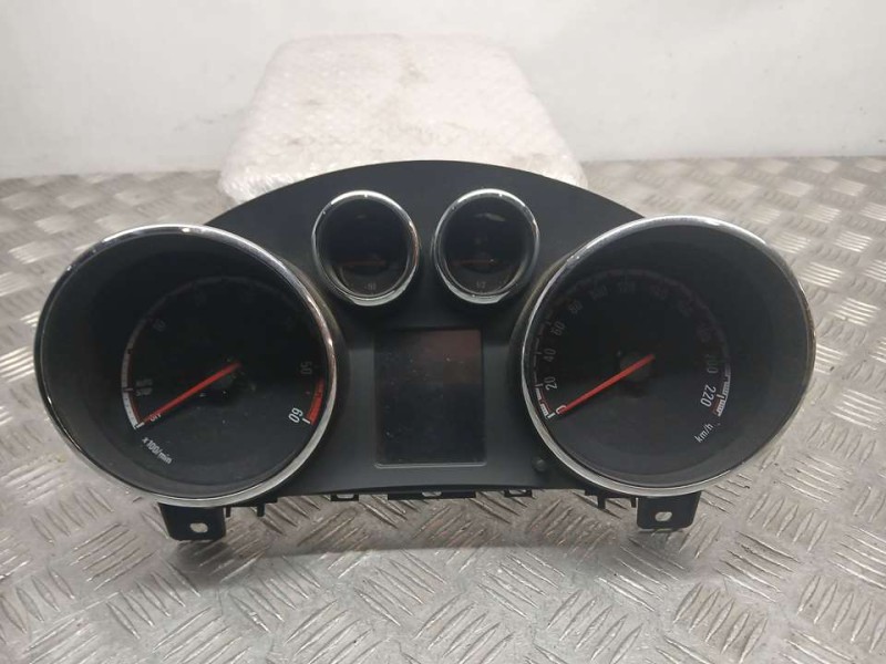 Recambio de cuadro instrumentos para opel meriva b selective referencia OEM IAM 13430892 600775881 
