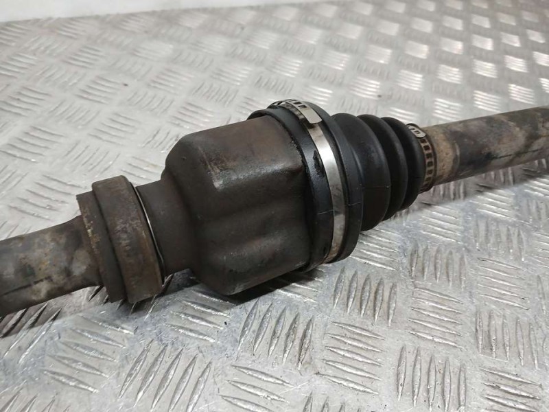 Recambio de transmision delantera derecha para peugeot 407 sw st sport referencia OEM IAM 4510DRC  