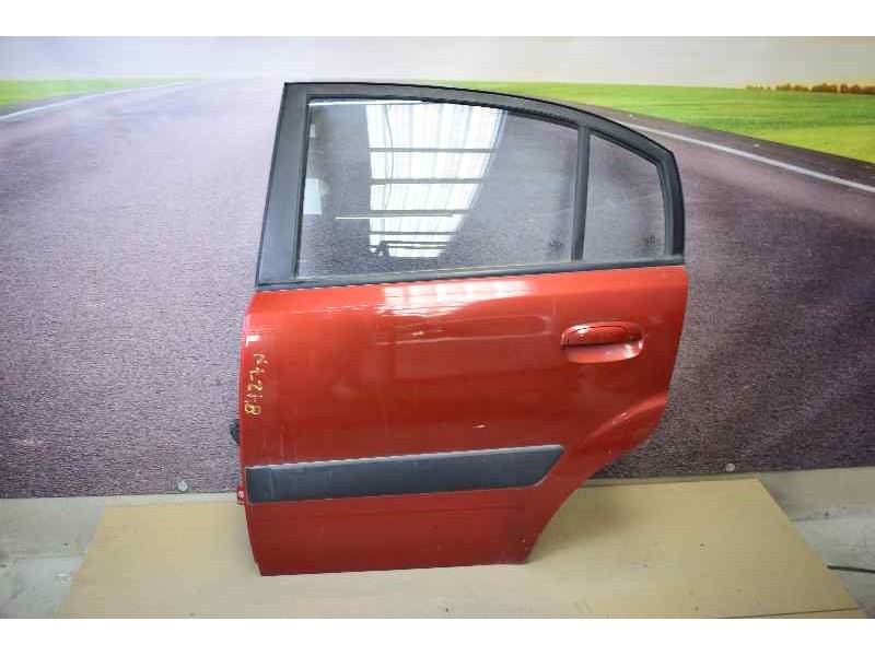 Recambio de puerta trasera izquierda para kia rio 1.5 crdi active referencia OEM IAM   
