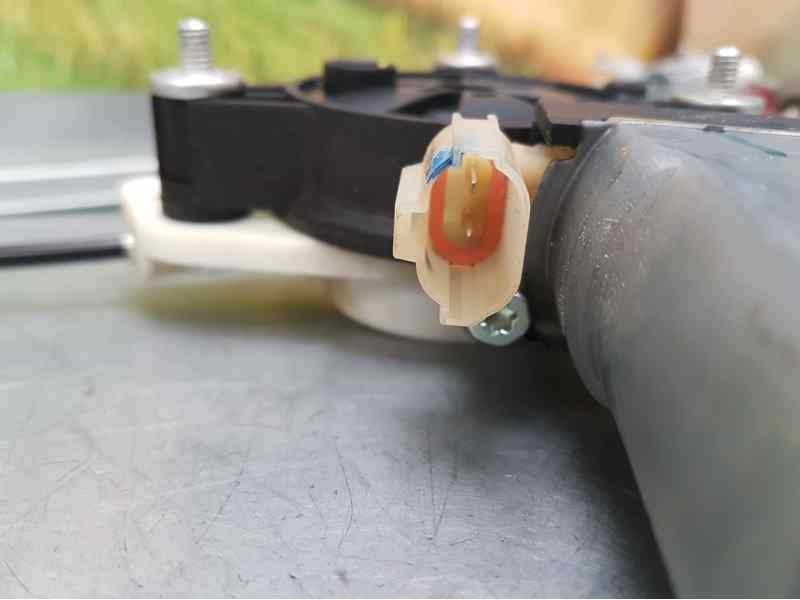 Recambio de elevalunas trasero derecho para hyundai i20 classic referencia OEM IAM  2 PINS BOSCH