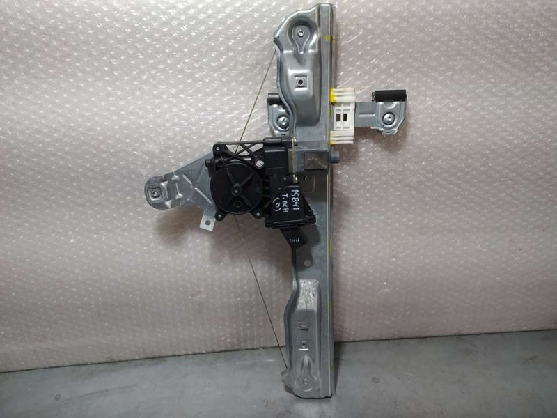 Recambio de elevalunas trasero derecho para opel meriva b selective referencia OEM IAM 93168807  ELECTRICO 7 PINES