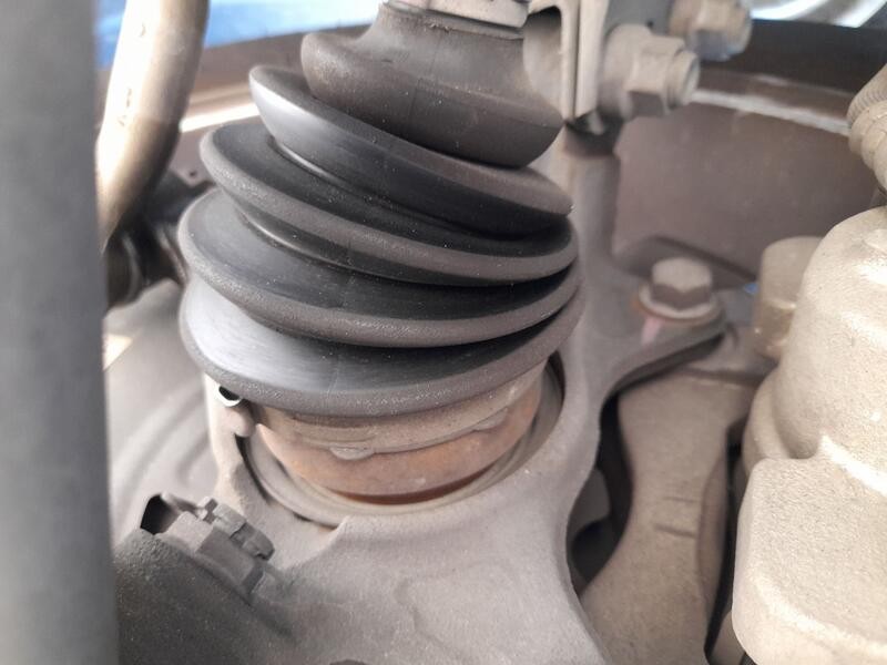 Recambio de transmision delantera izquierda para toyota yaris (_p13_) 1.5 (nsp131_) referencia OEM IAM 434200D480  