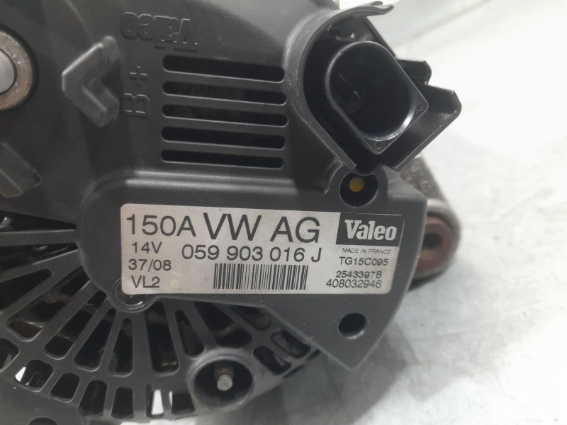 Recambio de alternador para audi a5 (8t3) 2.7 tdi referencia OEM IAM 059903016J TG15C095 VALEO