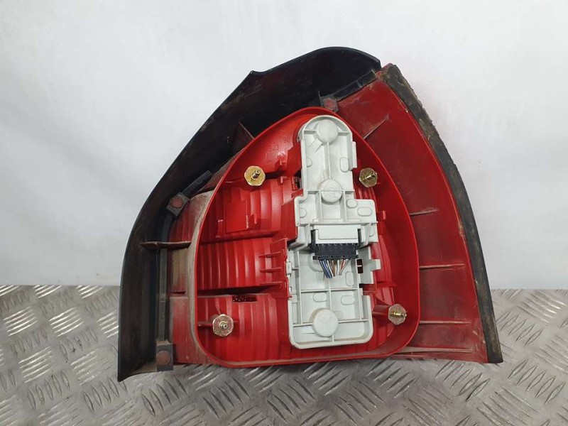 Recambio de piloto trasero izquierdo para audi a3 (8l) 1.9 tdi ambition referencia OEM IAM 8L0945095B  