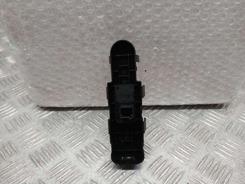 Recambio de mando elevalunas delantero derecho para peugeot 308 confort referencia OEM IAM 96565184XT  