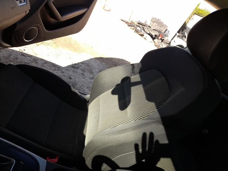 Recambio de asiento delantero derecho para audi a5 (8t3) 2.7 tdi referencia OEM IAM   