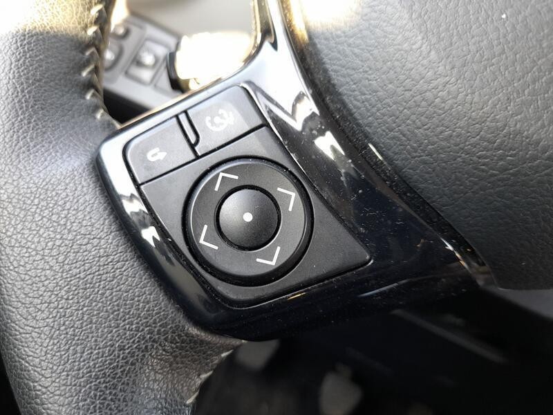 Recambio de volante para toyota yaris (_p13_) 1.5 (nsp131_) referencia OEM IAM 451020D300C9  